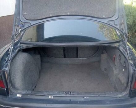 Черный Опель Омега, объемом двигателя 2.5 л и пробегом 357 тыс. км за 2650 $, фото 3 на Automoto.ua