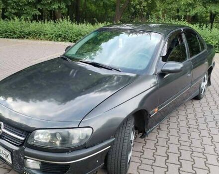Черный Опель Омега, объемом двигателя 2 л и пробегом 30 тыс. км за 2300 $, фото 9 на Automoto.ua