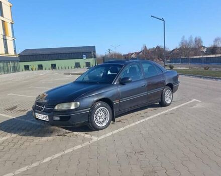 Чорний Опель Омега, об'ємом двигуна 2 л та пробігом 300 тис. км за 2000 $, фото 5 на Automoto.ua