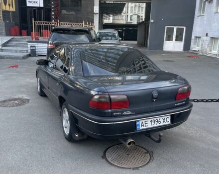 Чорний Опель Омега, об'ємом двигуна 2 л та пробігом 302 тис. км за 3000 $, фото 2 на Automoto.ua