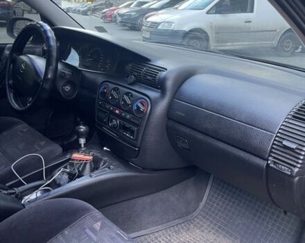 Чорний Опель Омега, об'ємом двигуна 2 л та пробігом 302 тис. км за 3000 $, фото 4 на Automoto.ua