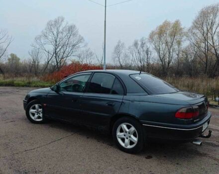 Черный Опель Омега, объемом двигателя 2 л и пробегом 335 тыс. км за 2400 $, фото 4 на Automoto.ua