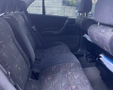 Чорний Опель Омега, об'ємом двигуна 2 л та пробігом 302 тис. км за 3000 $, фото 7 на Automoto.ua