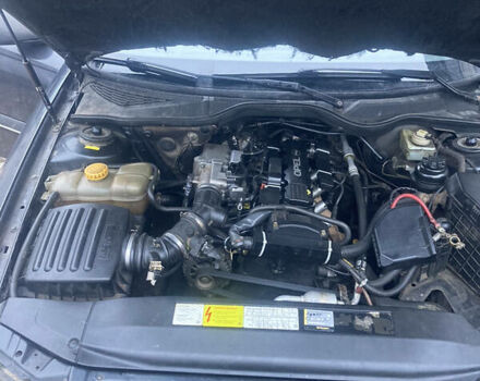 Чорний Опель Омега, об'ємом двигуна 2 л та пробігом 200 тис. км за 3350 $, фото 9 на Automoto.ua