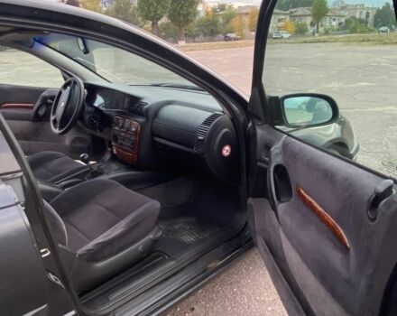 Черный Опель Омега, объемом двигателя 2 л и пробегом 144 тыс. км за 2500 $, фото 3 на Automoto.ua