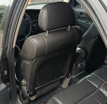 Чорний Опель Омега, об'ємом двигуна 3 л та пробігом 260 тис. км за 3000 $, фото 4 на Automoto.ua