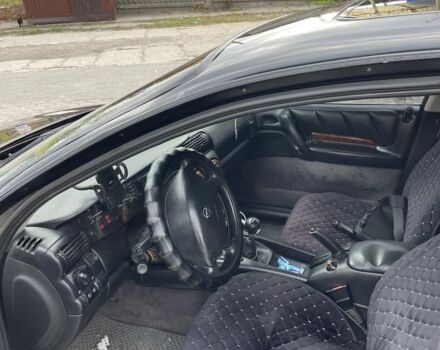 Чорний Опель Омега, об'ємом двигуна 2.9 л та пробігом 300 тис. км за 1500 $, фото 6 на Automoto.ua