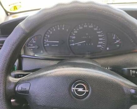 Черный Опель Омега, объемом двигателя 2.2 л и пробегом 369 тыс. км за 3600 $, фото 22 на Automoto.ua