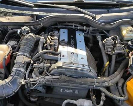 Черный Опель Омега, объемом двигателя 2.2 л и пробегом 369 тыс. км за 3600 $, фото 13 на Automoto.ua