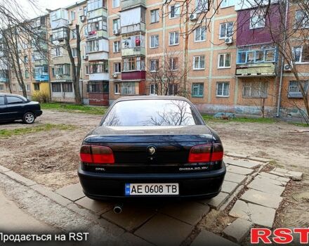 Черный Опель Омега, объемом двигателя 2 л и пробегом 270 тыс. км за 3800 $, фото 1 на Automoto.ua