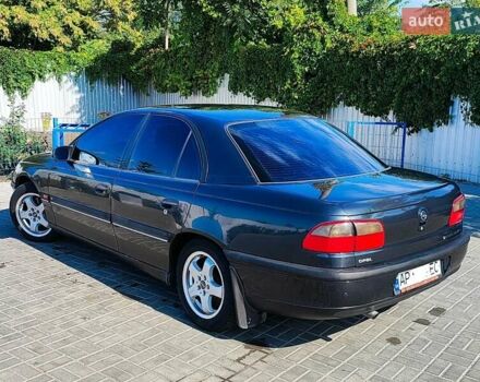 Черный Опель Омега, объемом двигателя 2.2 л и пробегом 369 тыс. км за 3600 $, фото 17 на Automoto.ua