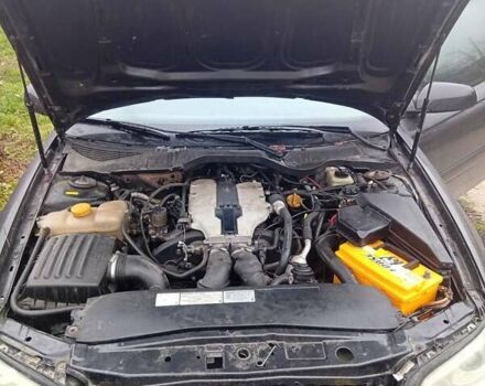 Черный Опель Омега, объемом двигателя 3 л и пробегом 361 тыс. км за 2500 $, фото 1 на Automoto.ua