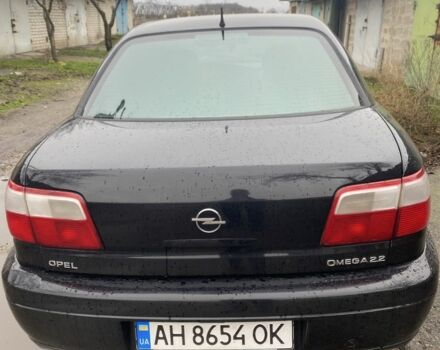 Чорний Опель Омега, об'ємом двигуна 2.2 л та пробігом 313 тис. км за 3600 $, фото 4 на Automoto.ua