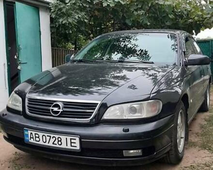 Чорний Опель Омега, об'ємом двигуна 2.2 л та пробігом 270 тис. км за 2600 $, фото 2 на Automoto.ua