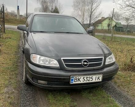 Чорний Опель Омега, об'ємом двигуна 2.2 л та пробігом 382 тис. км за 3100 $, фото 4 на Automoto.ua