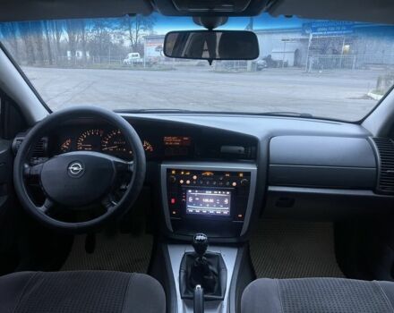 Черный Опель Омега, объемом двигателя 2.2 л и пробегом 375 тыс. км за 2599 $, фото 9 на Automoto.ua