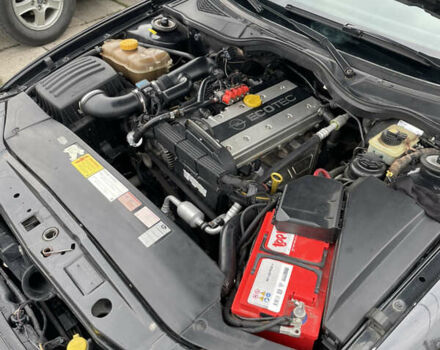 Чорний Опель Омега, об'ємом двигуна 2.2 л та пробігом 250 тис. км за 3900 $, фото 7 на Automoto.ua