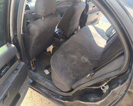 Черный Опель Омега, объемом двигателя 2.2 л и пробегом 300 тыс. км за 1200 $, фото 6 на Automoto.ua