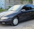 Черный Опель Омега, объемом двигателя 2 л и пробегом 213 тыс. км за 2300 $, фото 7 на Automoto.ua