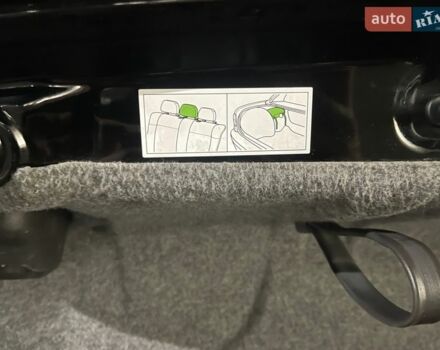 Черный Опель Омега, объемом двигателя 2.2 л и пробегом 461 тыс. км за 3800 $, фото 12 на Automoto.ua