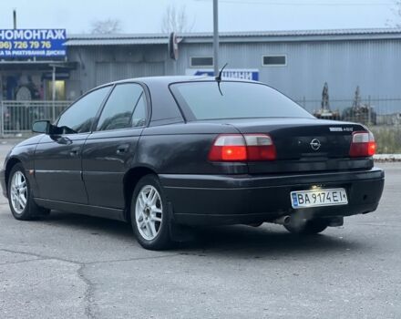 Черный Опель Омега, объемом двигателя 2.2 л и пробегом 375 тыс. км за 2599 $, фото 4 на Automoto.ua