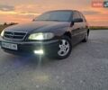 Чорний Опель Омега, об'ємом двигуна 2.2 л та пробігом 200 тис. км за 3000 $, фото 1 на Automoto.ua