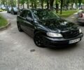 Черный Опель Омега, объемом двигателя 2.2 л и пробегом 255 тыс. км за 2700 $, фото 1 на Automoto.ua