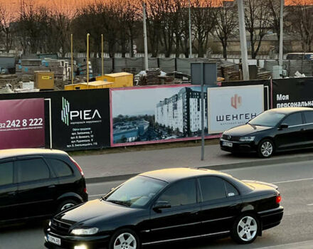 Чорний Опель Омега, об'ємом двигуна 2.2 л та пробігом 335 тис. км за 4000 $, фото 4 на Automoto.ua