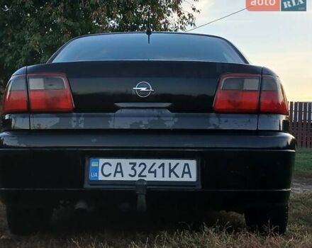 Опель Омега 2003 в Черкассах на Automoto.ua Черный Опель Омега, объемом двигателя 2.17 л и пробегом 273 тыс. км за 4200 $, фото 2 на Automoto.ua