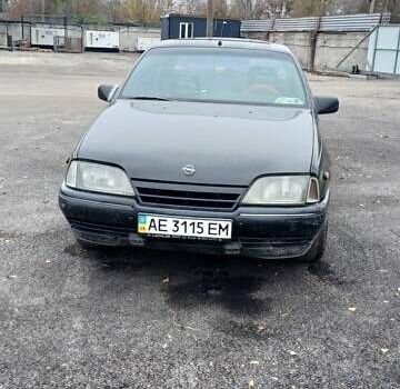 Чорний Опель Омега, об'ємом двигуна 2 л та пробігом 300 тис. км за 800 $, фото 7 на Automoto.ua