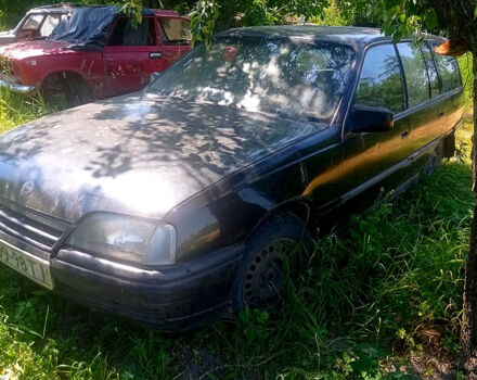 Чорний Опель Омега, об'ємом двигуна 2 л та пробігом 0 тис. км за 500 $, фото 2 на Automoto.ua