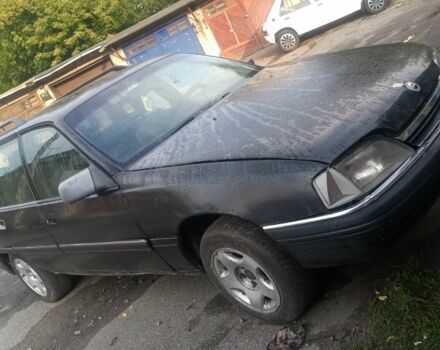 Черный Опель Омега, объемом двигателя 2 л и пробегом 400 тыс. км за 555 $, фото 2 на Automoto.ua