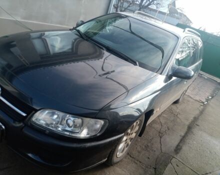 Черный Опель Омега, объемом двигателя 2 л и пробегом 140 тыс. км за 2500 $, фото 1 на Automoto.ua