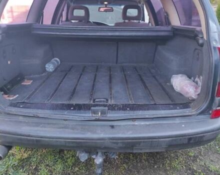 Черный Опель Омега, объемом двигателя 2 л и пробегом 195 тыс. км за 2700 $, фото 14 на Automoto.ua