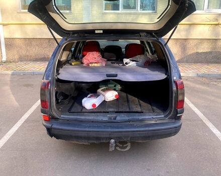 Опель Омега 1995 в Черноморске (Ильичевске) на Automoto.ua Черный Опель Омега, объемом двигателя 2.5 л и пробегом 0 тыс. км за 2300 $, фото 6 на Automoto.ua