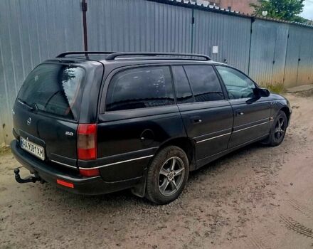 Чорний Опель Омега, об'ємом двигуна 2 л та пробігом 303 тис. км за 2500 $, фото 3 на Automoto.ua
