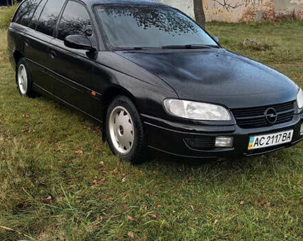 Опель Омега 1997 в Луцке на Automoto.ua Черный Опель Омега, объемом двигателя 2.5 л и пробегом 445 тыс. км за 1750 $, фото 2 на Automoto.ua