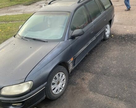 Черный Опель Омега, объемом двигателя 2 л и пробегом 320 тыс. км за 1200 $, фото 4 на Automoto.ua