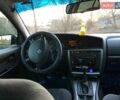 Черный Опель Омега, объемом двигателя 2.2 л и пробегом 350 тыс. км за 3500 $, фото 9 на Automoto.ua