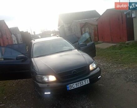 Черный Опель Омега, объемом двигателя 2.2 л и пробегом 220 тыс. км за 2700 $, фото 6 на Automoto.ua