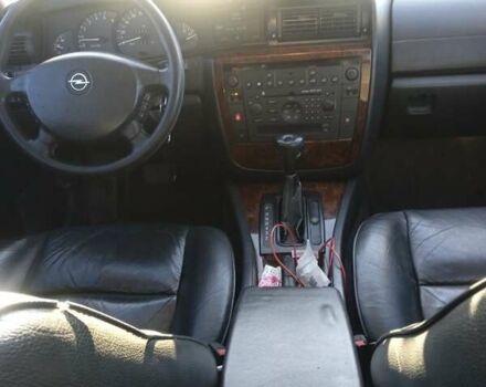Черный Опель Омега, объемом двигателя 2.5 л и пробегом 334 тыс. км за 4200 $, фото 8 на Automoto.ua