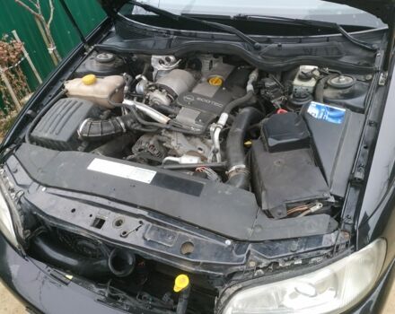 Черный Опель Омега, объемом двигателя 2.2 л и пробегом 350 тыс. км за 3300 $, фото 5 на Automoto.ua