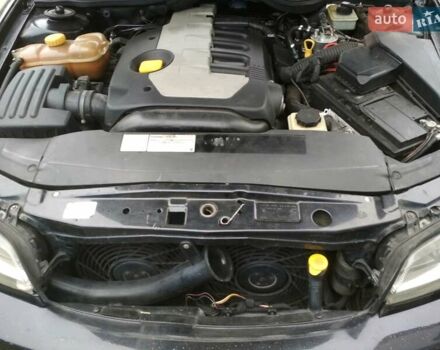 Черный Опель Омега, объемом двигателя 2.5 л и пробегом 243 тыс. км за 5900 $, фото 11 на Automoto.ua