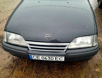 Черный Опель Омега, объемом двигателя 2 л и пробегом 100 тыс. км за 500 $, фото 1 на Automoto.ua