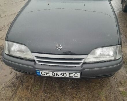 Черный Опель Омега, объемом двигателя 2 л и пробегом 100 тыс. км за 450 $, фото 1 на Automoto.ua