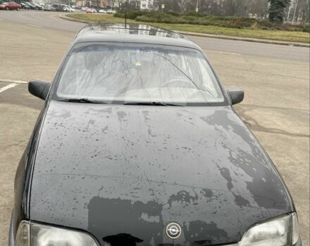 Черный Опель Омега, объемом двигателя 2 л и пробегом 3 тыс. км за 1700 $, фото 1 на Automoto.ua