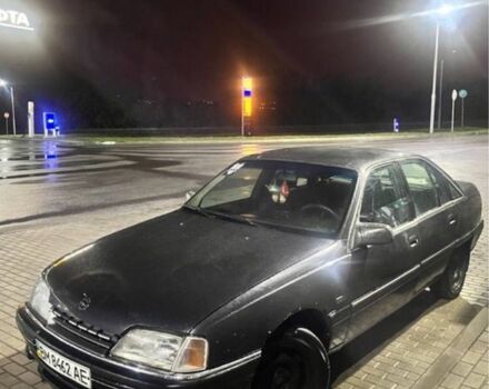 Черный Опель Омега, объемом двигателя 2 л и пробегом 300 тыс. км за 1200 $, фото 1 на Automoto.ua