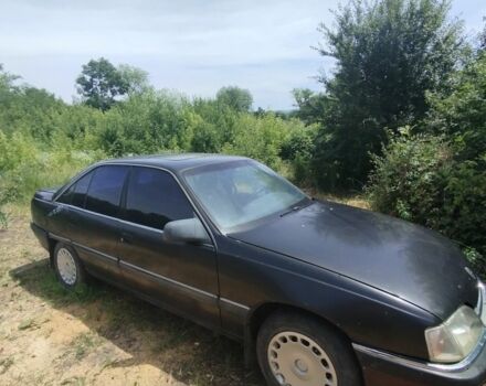 Черный Опель Омега, объемом двигателя 2 л и пробегом 1 тыс. км за 550 $, фото 1 на Automoto.ua