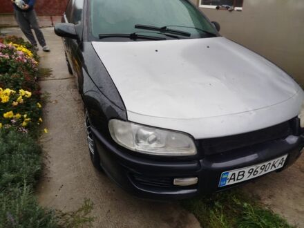 Чорний Опель Омега, об'ємом двигуна 2 л та пробігом 300 тис. км за 950 $, фото 1 на Automoto.ua