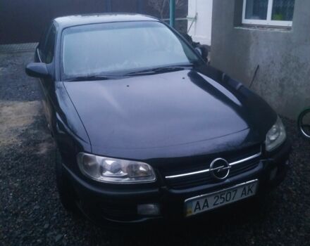 Черный Опель Омега, объемом двигателя 3 л и пробегом 382 тыс. км за 2200 $, фото 1 на Automoto.ua